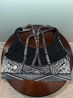 Lululemon Crossback Sports Bra
